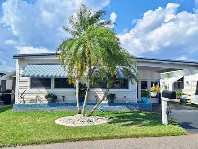 5714 Captain John Smith Loop, North Fort Myers, Florida 33917