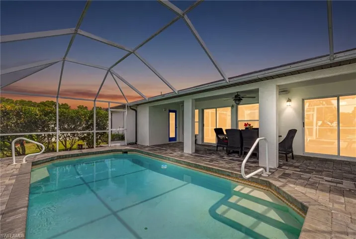 1926 Se 18th Ave, Cape Coral, Florida 33990