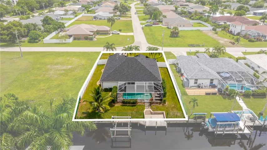 1926 Se 18th Ave, Cape Coral, Florida 33990