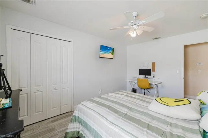 1926 Se 18th Ave, Cape Coral, Florida 33990