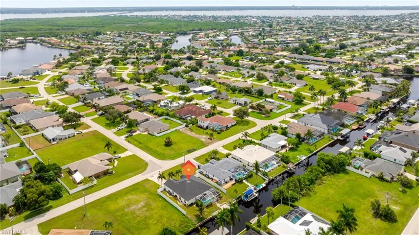 1926 Se 18th Ave, Cape Coral, Florida 33990
