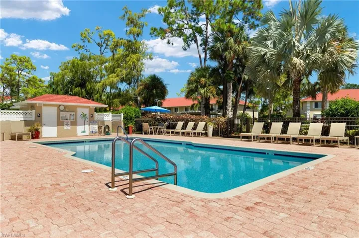 4580  Andover  WAY, Naples, FL 34112