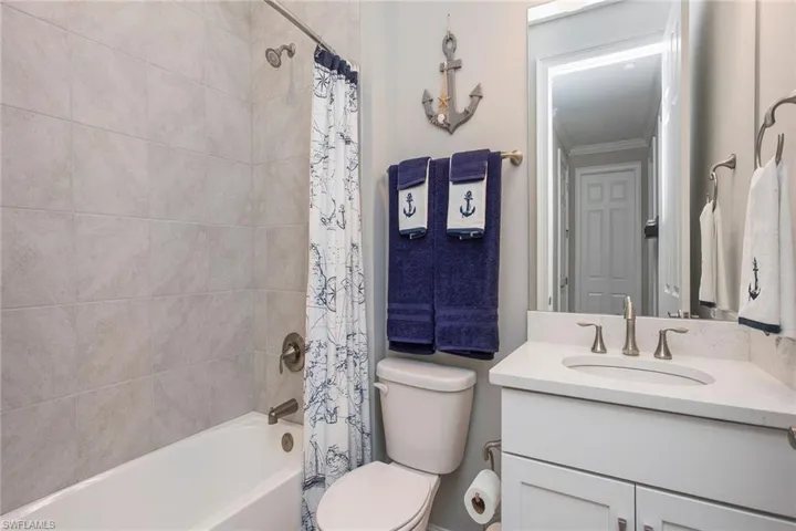 14597  Kelson  CIR, Naples, FL 34114