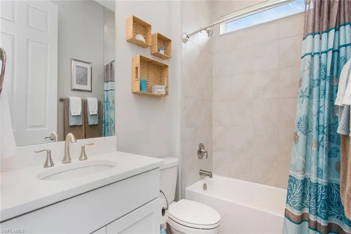 14597  Kelson  CIR, Naples, FL 34114