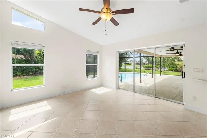 10340 Regent Cir, Naples, Florida 34109
