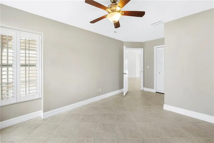 10340 Regent Cir, Naples, Florida 34109