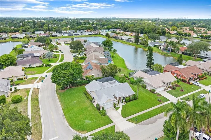 10340 Regent Cir, Naples, Florida 34109