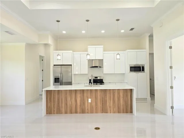 2606 43rd St W, Lehigh Acres, Florida 33971