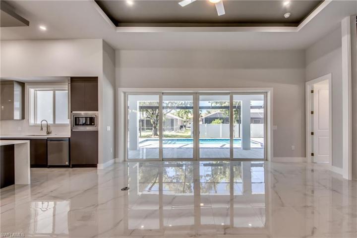 4518 SW 9th PL, CAPE CORAL FL 33914