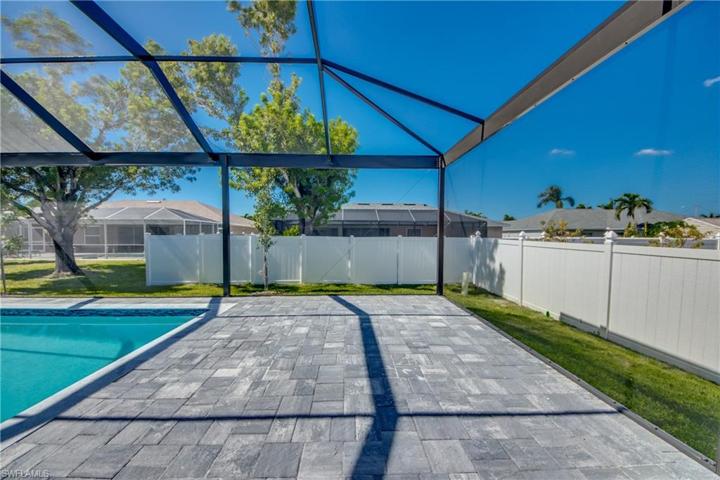 4518 SW 9th PL, CAPE CORAL FL 33914