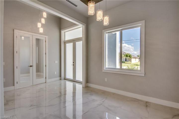 4518 SW 9th PL, CAPE CORAL FL 33914