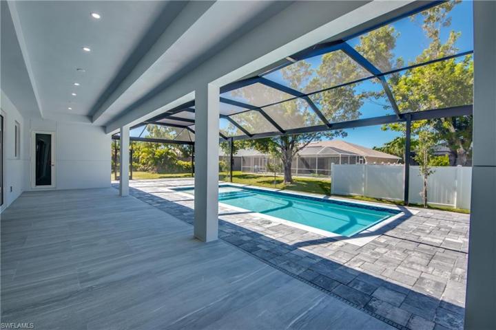 4518 SW 9th PL, CAPE CORAL FL 33914