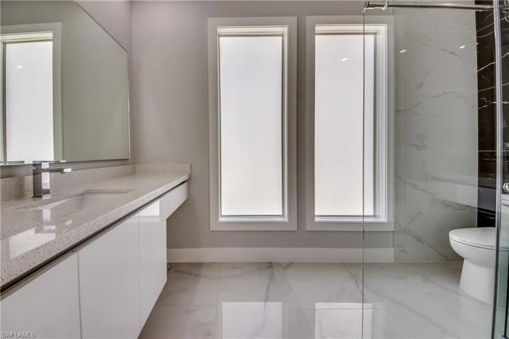 4518 SW 9th PL, CAPE CORAL FL 33914