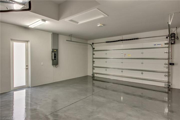 4518 SW 9th PL, CAPE CORAL FL 33914