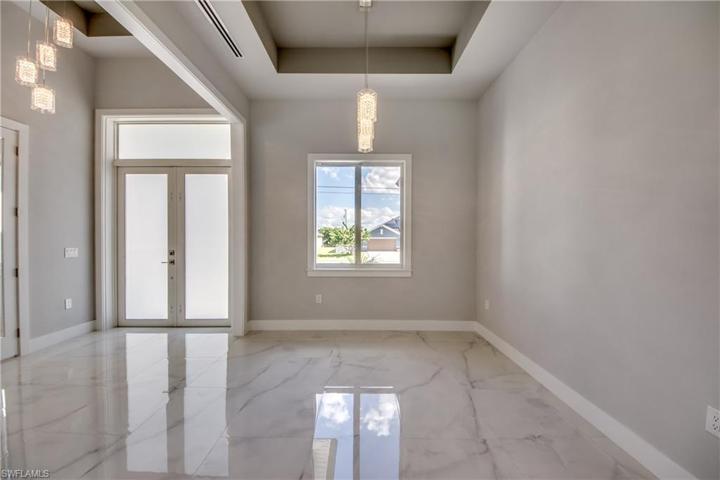 4518 SW 9th PL, CAPE CORAL FL 33914