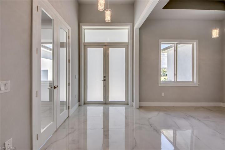 4518 SW 9th PL, CAPE CORAL FL 33914