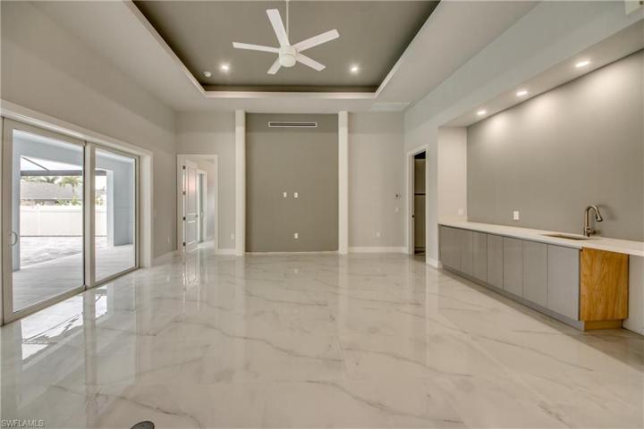 4518 SW 9th PL, CAPE CORAL FL 33914