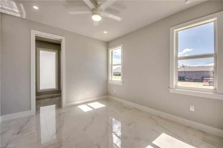 4518 SW 9th PL, CAPE CORAL FL 33914