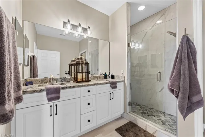 4312  Bellasol  CIR, Fort Myers, FL 33916