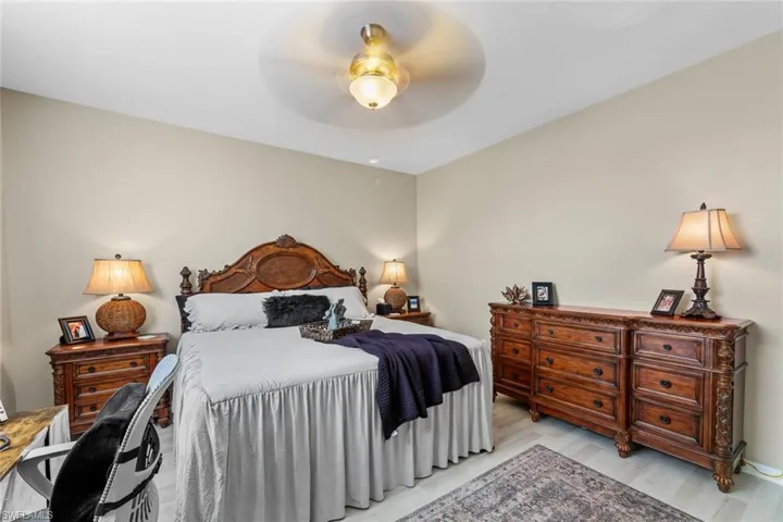 4312  Bellasol  CIR, Fort Myers, FL 33916
