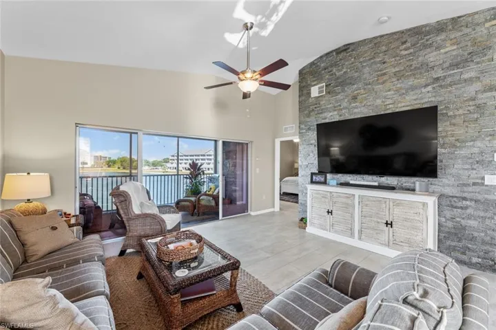 4312  Bellasol  CIR, Fort Myers, FL 33916