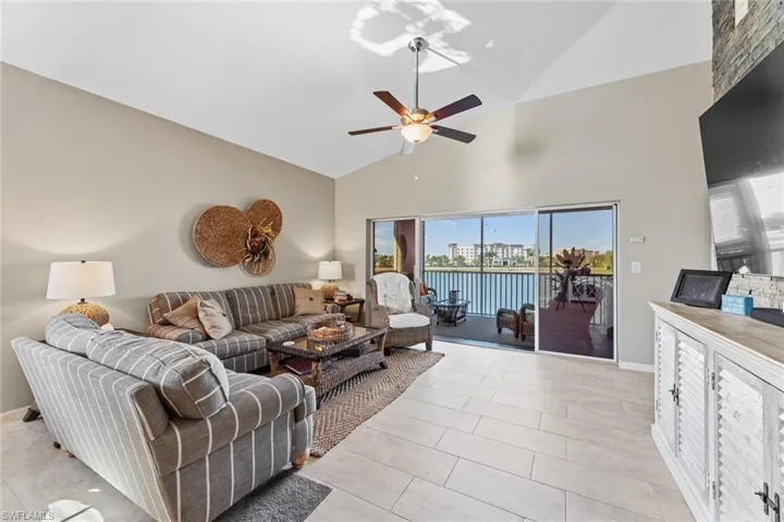 4312  Bellasol  CIR, Fort Myers, FL 33916