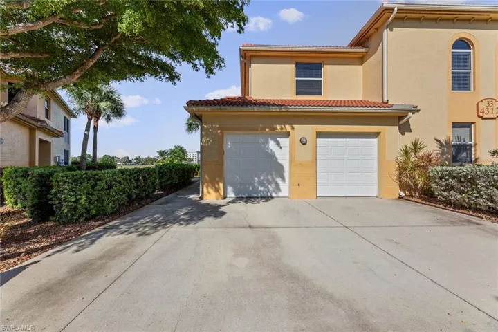 4312  Bellasol  CIR, Fort Myers, FL 33916