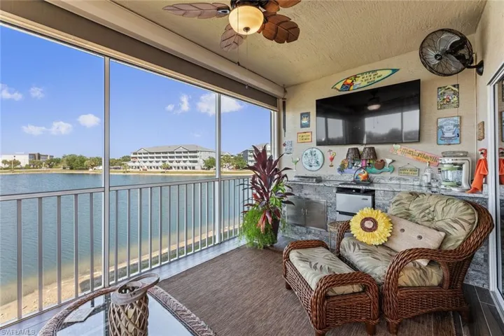 4312  Bellasol  CIR, Fort Myers, FL 33916