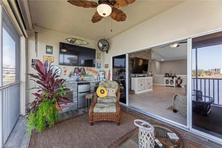 4312  Bellasol  CIR, Fort Myers, FL 33916