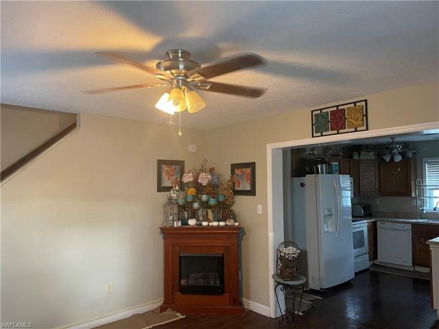 From front to right side of living room
