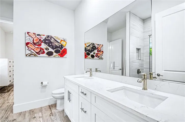 1114 6th Ln N, Naples, Florida 34102