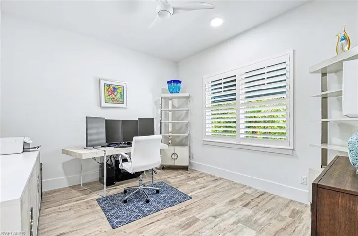 1114 6th Ln N, Naples, Florida 34102