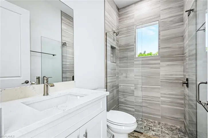 1114 6th Ln N, Naples, Florida 34102