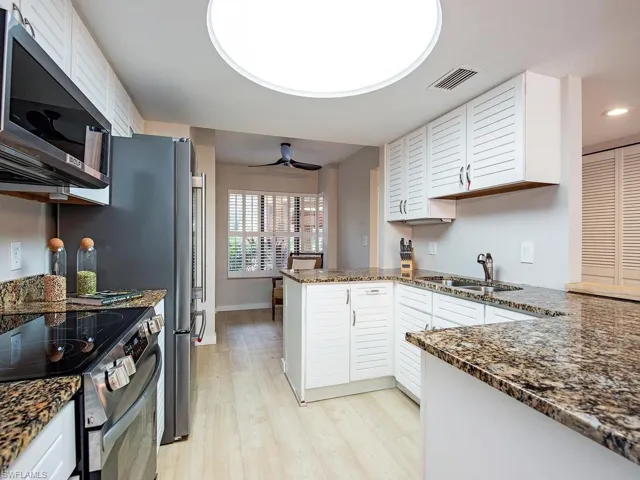 6710 Pelican Bay Blvd 412, Naples, Florida 34108