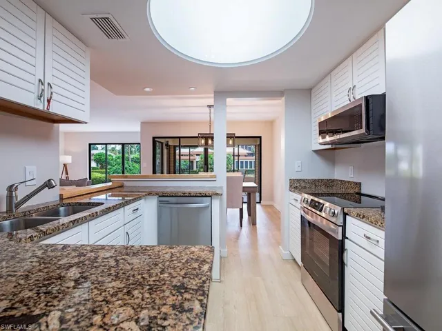 6710 Pelican Bay Blvd 412, Naples, Florida 34108
