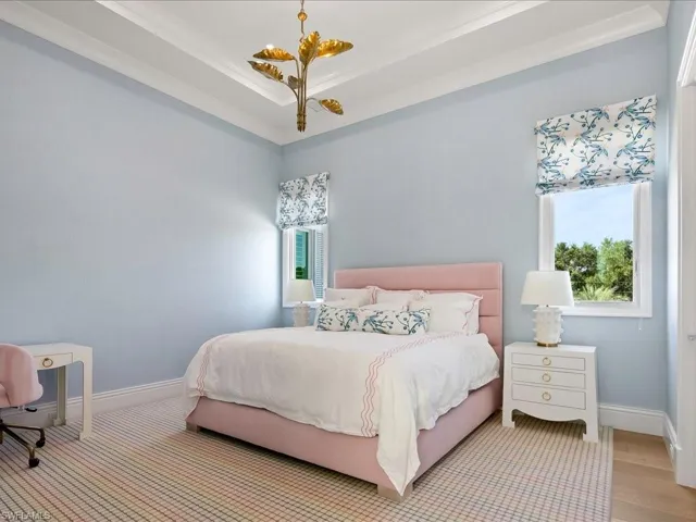 188 West St, Naples, Florida 34108
