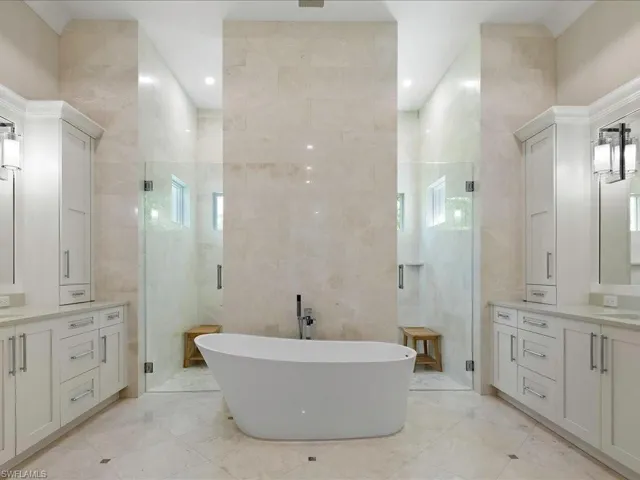 188 West St, Naples, Florida 34108