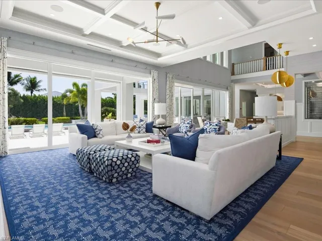 188 West St, Naples, Florida 34108