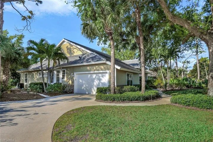 3791  Lakemont  DR, Bonita Springs, FL 34134