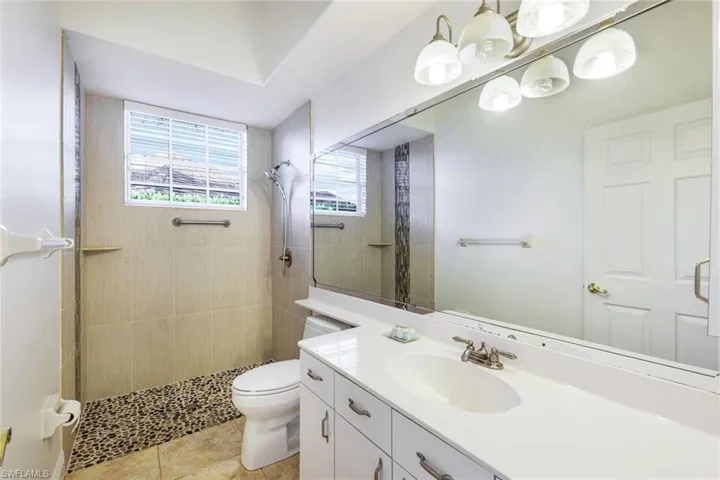 3791  Lakemont  DR, Bonita Springs, FL 34134