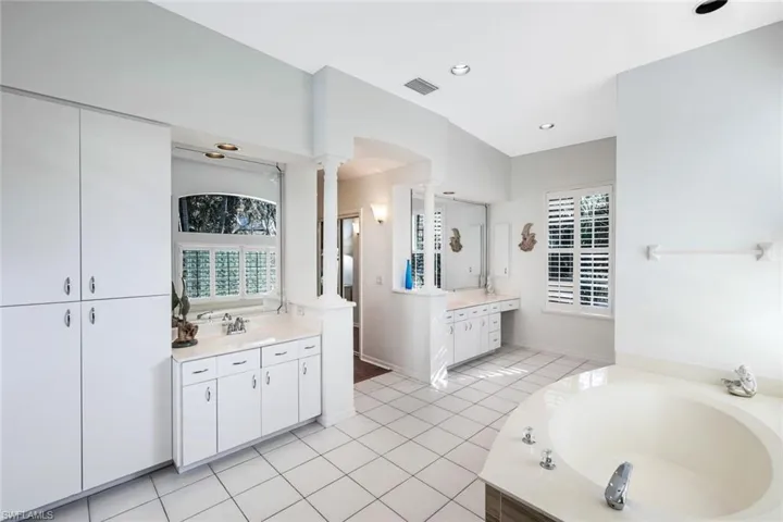 3791  Lakemont  DR, Bonita Springs, FL 34134