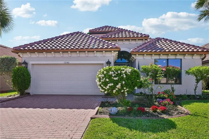 12142 Country Day Cir, Fort Myers, Florida 33913