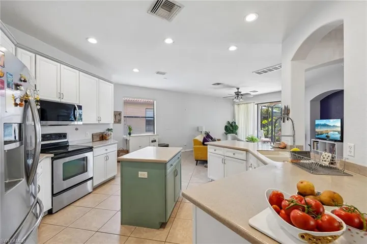 12142 Country Day Cir, Fort Myers, Florida 33913