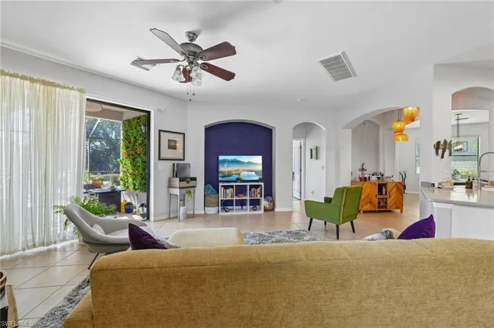 12142  Country Day  CIR, Fort Myers, FL 33913