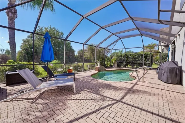 12142 Country Day Cir, Fort Myers, Florida 33913