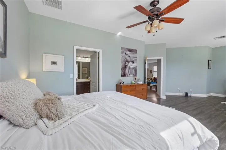 12142 Country Day Cir, Fort Myers, Florida 33913