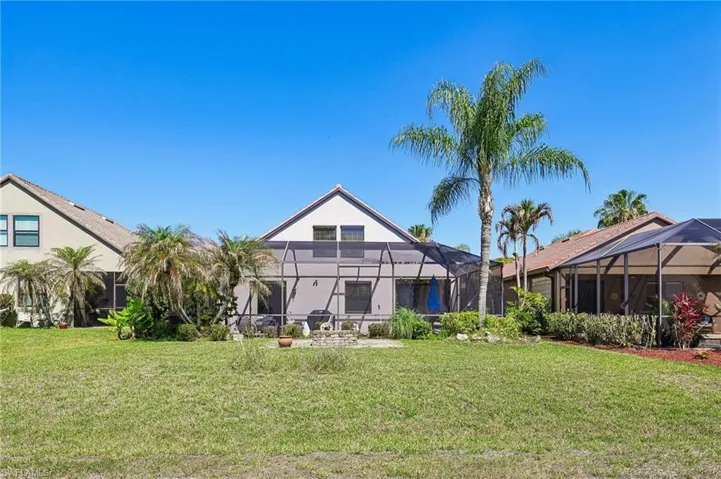12142 Country Day Cir, Fort Myers, Florida 33913