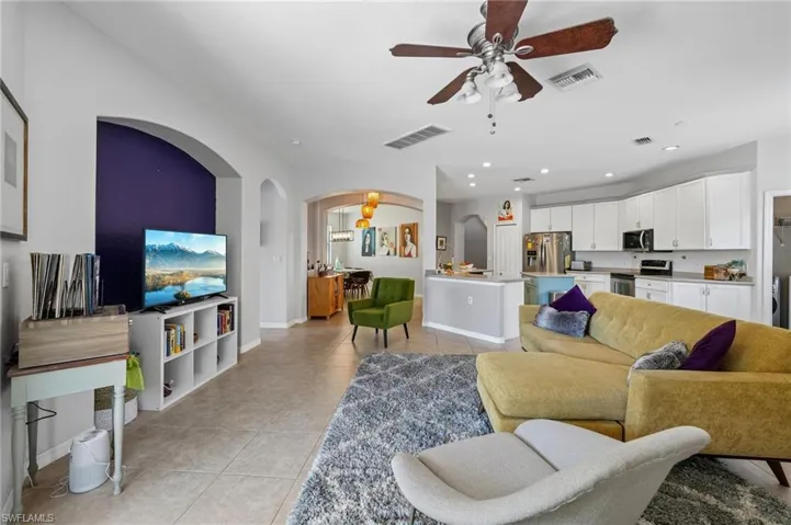 12142 Country Day Cir, Fort Myers, Florida 33913