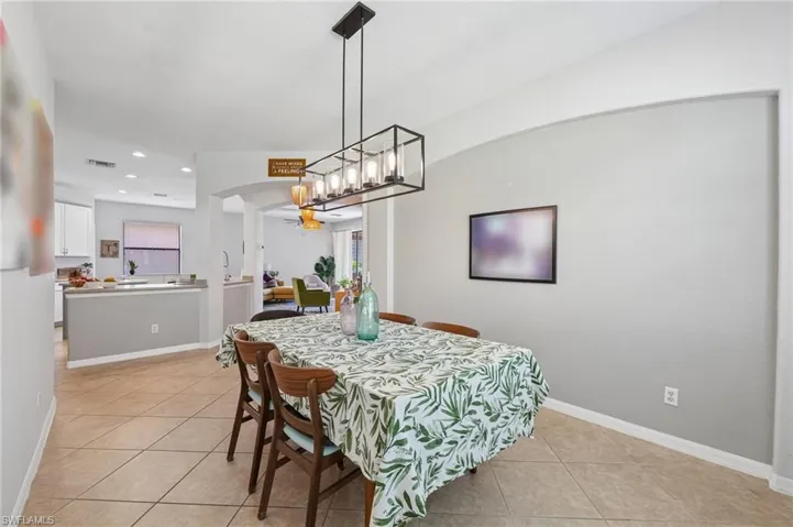 12142 Country Day Cir, Fort Myers, Florida 33913