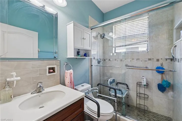 12142  Country Day  CIR, Fort Myers, FL 33913